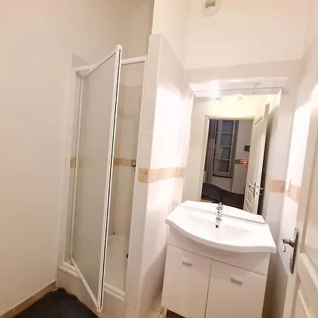 4 Voyageurs Avec Terrasse - Wifi 아파트 *