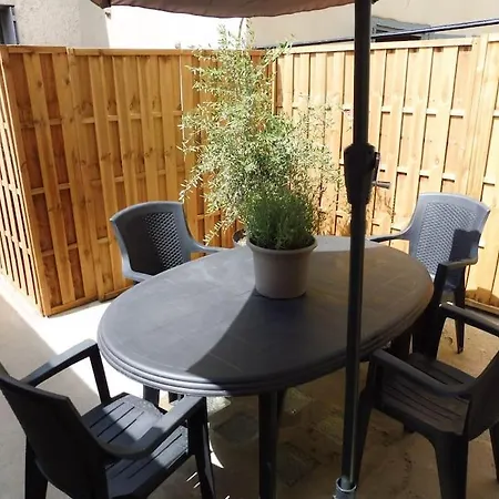 아파트 4 Voyageurs Avec Terrasse - Wifi *